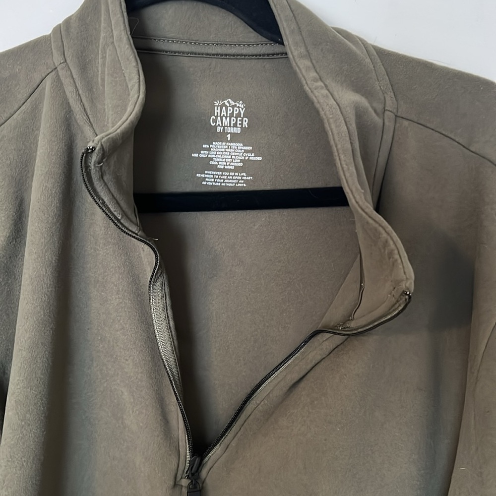 Olive Green Pullover with Half-Zip torrid fleece size 1